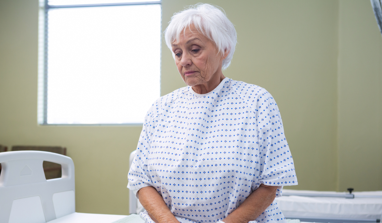 Ilustración de diferentes grupos demográficos que pueden ser más susceptibles a la incontinencia fecal.